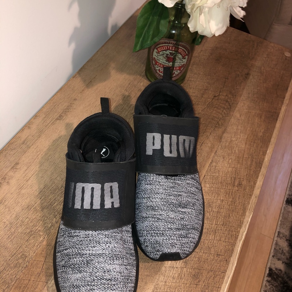 Puma Sneakers